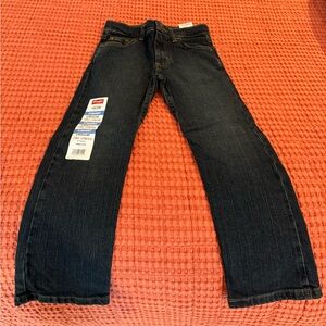COPY - Wrangler jeans. Boys size 5. New.